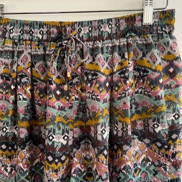 Boho Design Multi Color Silky Pull-on Shorts Aztec Print Forever 21 Size Large - Picture 11 of 14